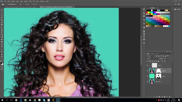 Екранна снимка към: Защо след като съм направил Clipping mask и рисувам с четката върху нея не се повлияват кичурите а се рисува върху образа и фона? В случая съм изтрил с маска петната появили с епо лицето на обекта.