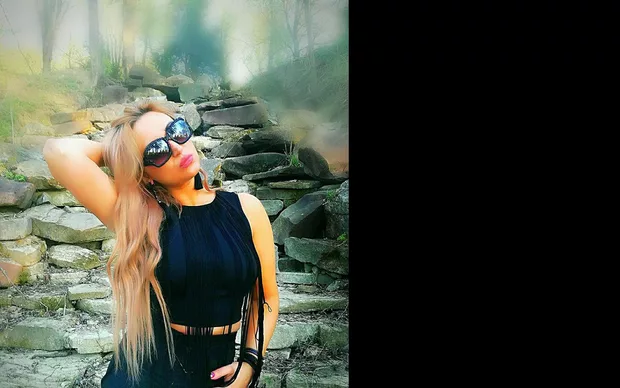 Екранна снимка към: Може ли да добавя две снимки с нормален реален фон за тези, които желаят да се позабавляват докато се упражняват?