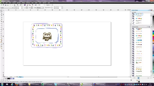 Екранна снимка към: Може ли да ми кажете дали съм направила рамката за снимка както трябва?